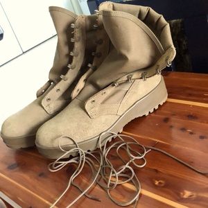 New, Army hot weather boots, Coyote brown, sz 11.